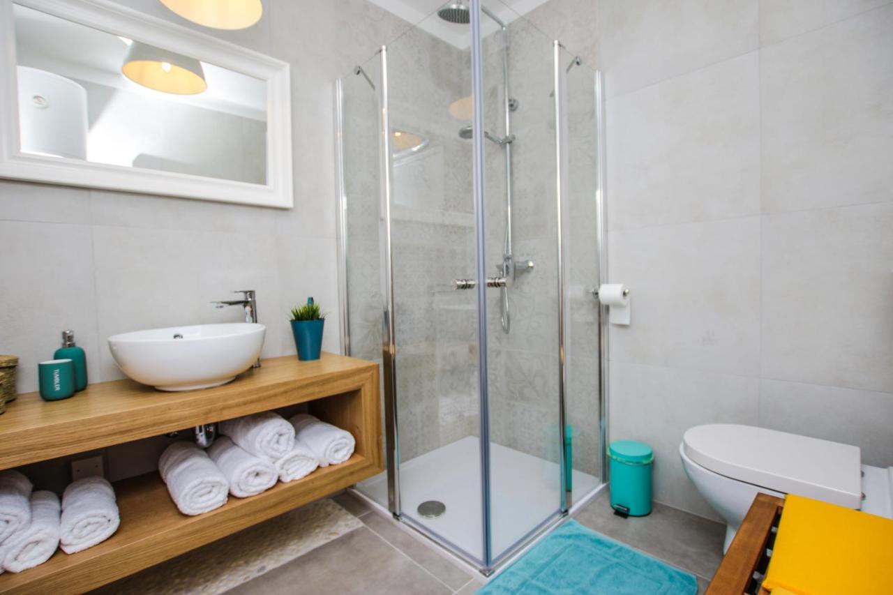 Sole E Mare New Apartment โปเรช ภายนอก รูปภาพ